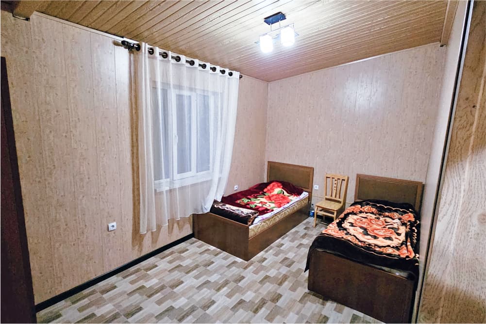 Standard House · Photo 2